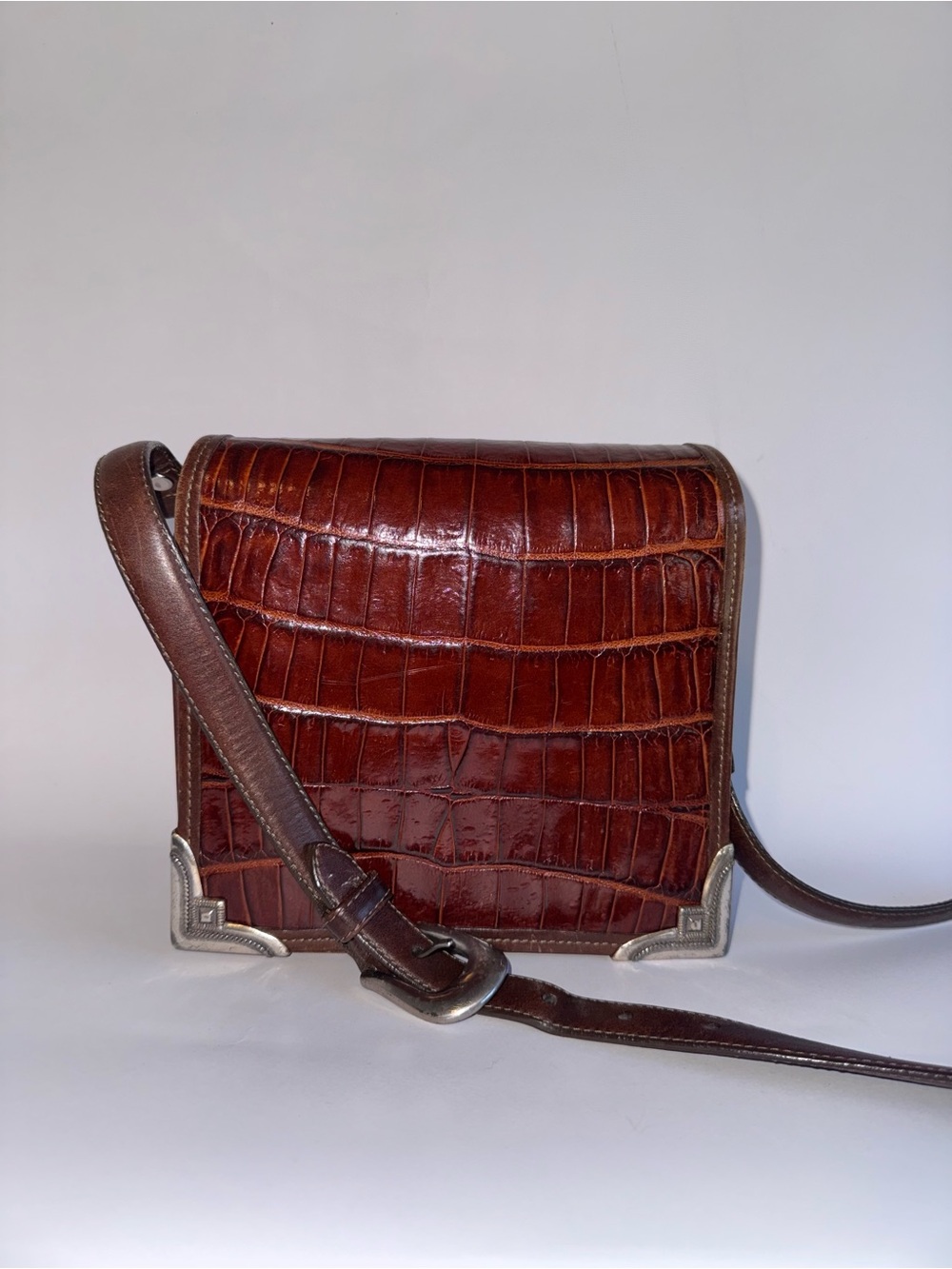 Vintage Brighton Croc-Embossed Reddish Brown Leather Crossbody Purse